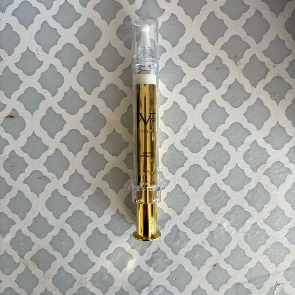 Versace 1969 Italia Ageless Instant Lift Serum